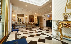 Rose Apple Hotel